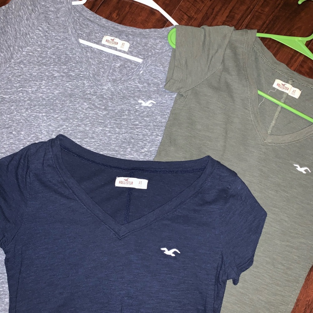 V-neck trio bundle!